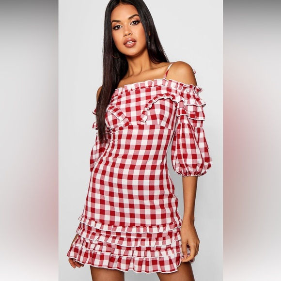 NWOT Boohoo red/white Gingham off shoulder Dress - Picture 1 of 9